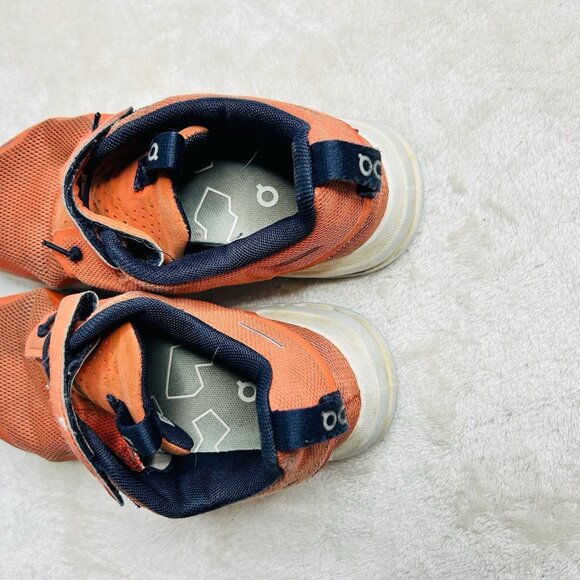 On Cloud Sneakers Boys Sz 3 Orange Mesh Strappy Athletic Running Unisex - Picture 6 of 7